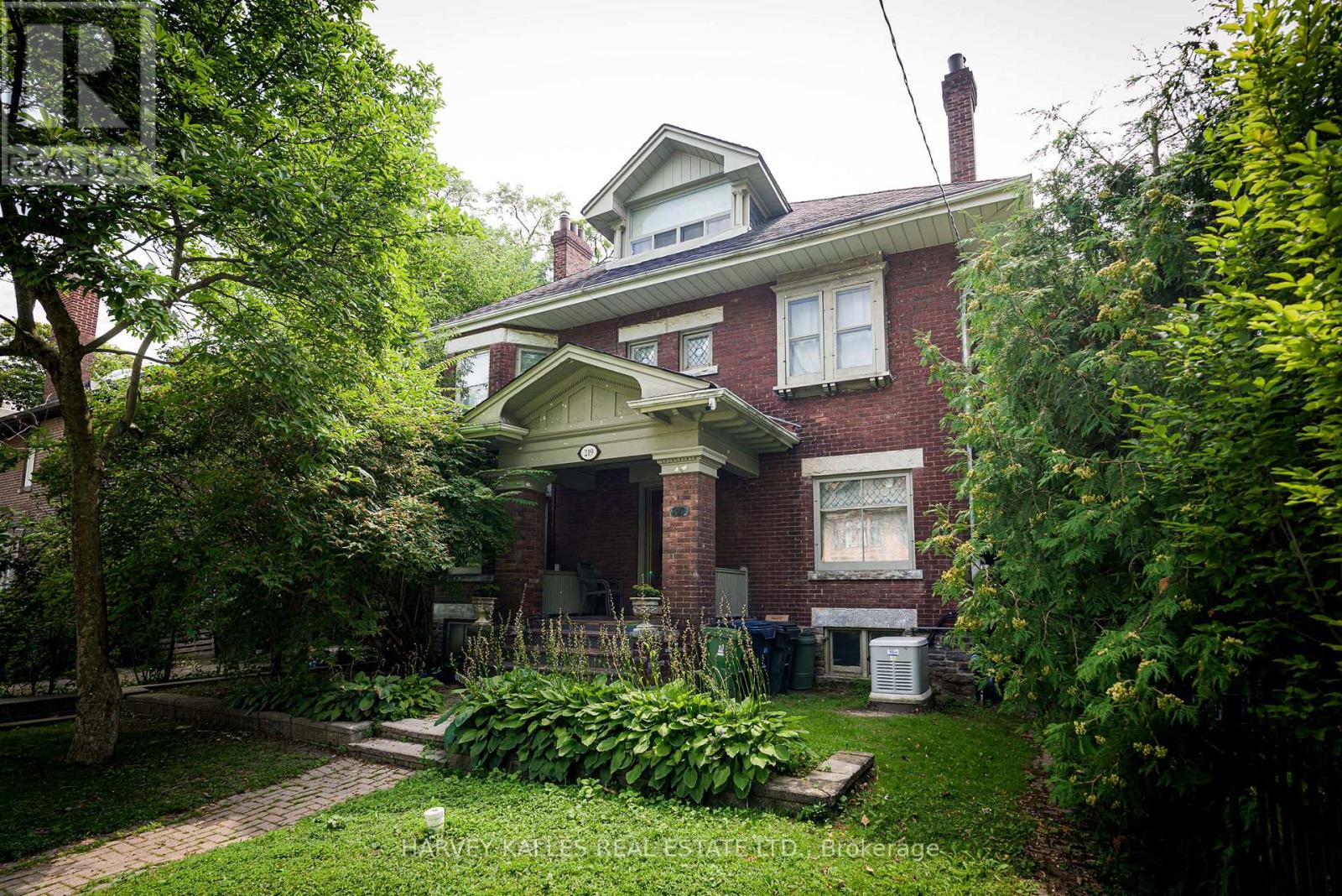 MLS® listing #30243644 for sale located at 219 BALMORAL AVENUE