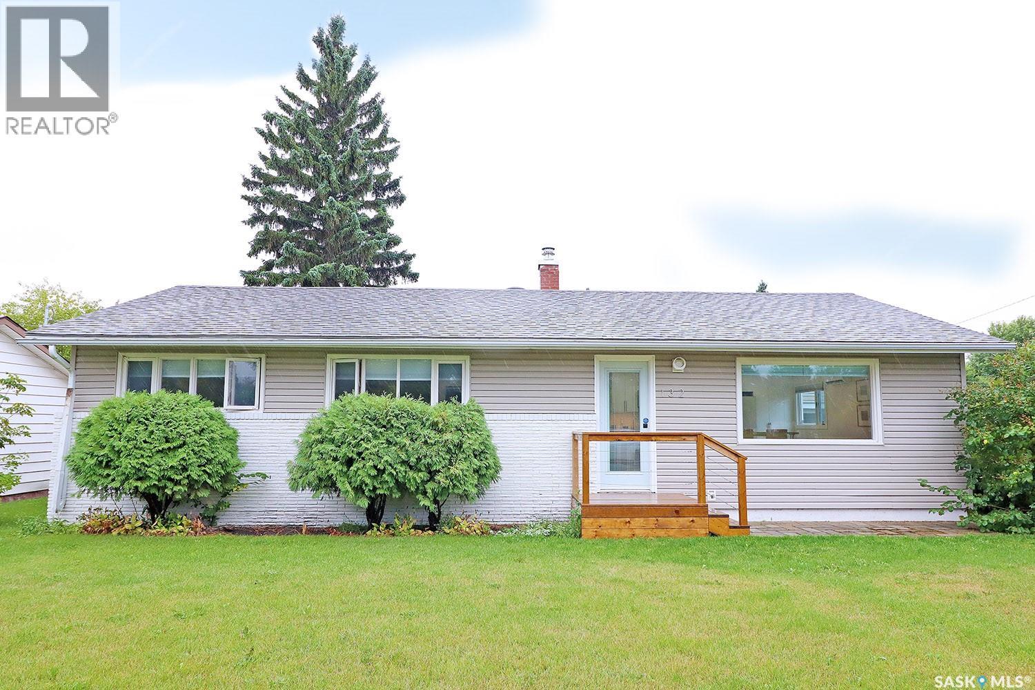 MLS® listing #30243849 for sale located at 132 King STREET W