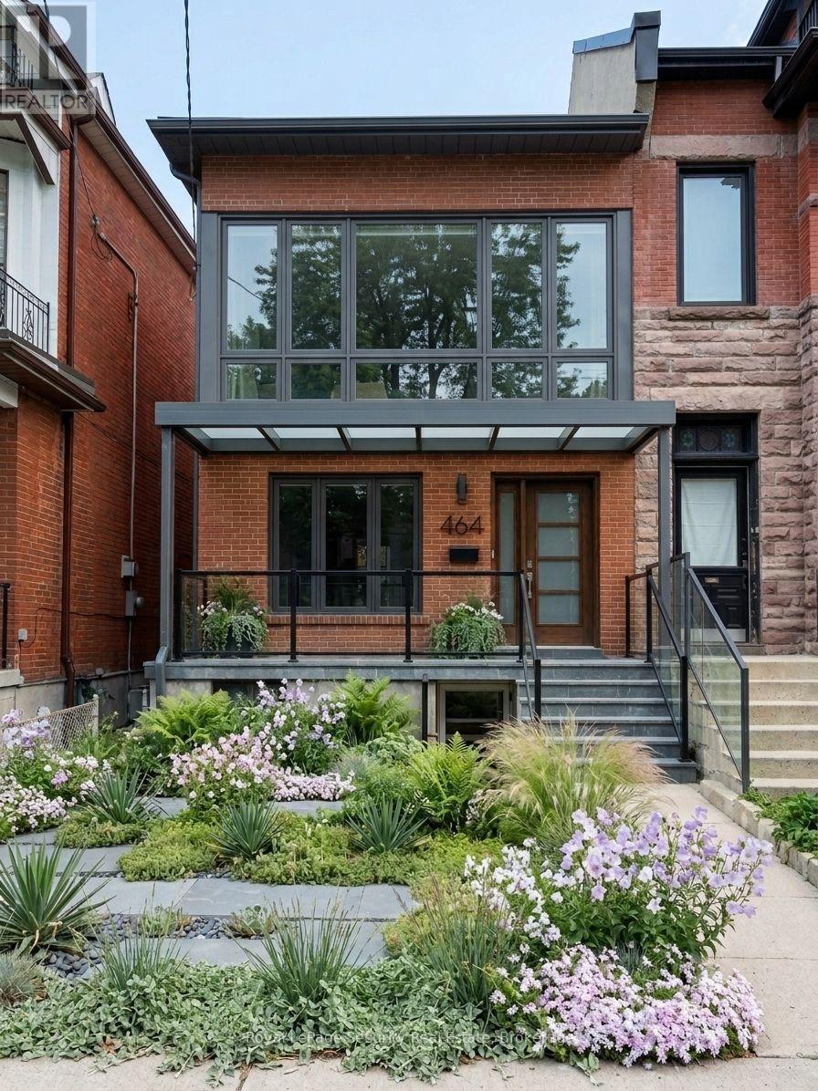 MLS® listing #30244979 for sale located at 464 EUCLID AVENUE