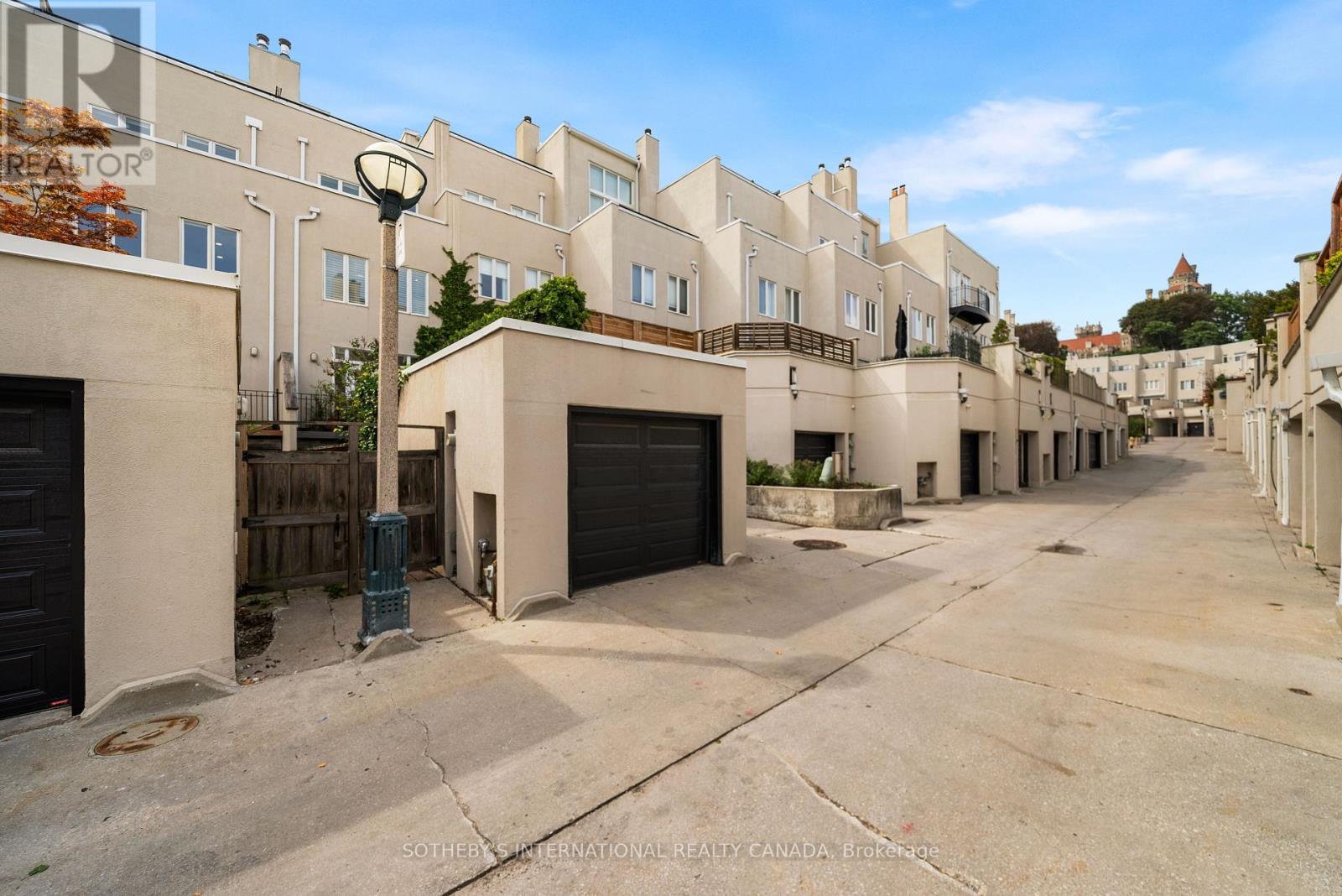 MLS® listing #30248186 for sale located at 213 WALMER ROAD