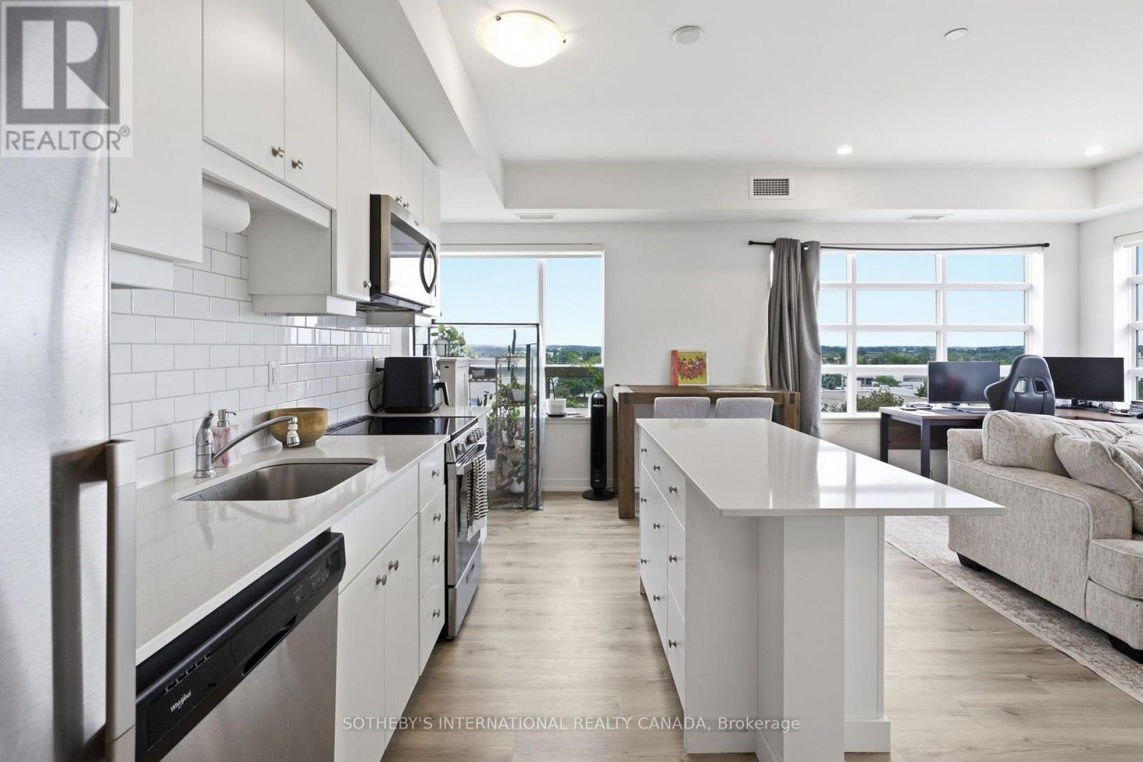 MLS® listing #30251105 for sale located at 514 - 247 NORTHFIELD DRIVE E