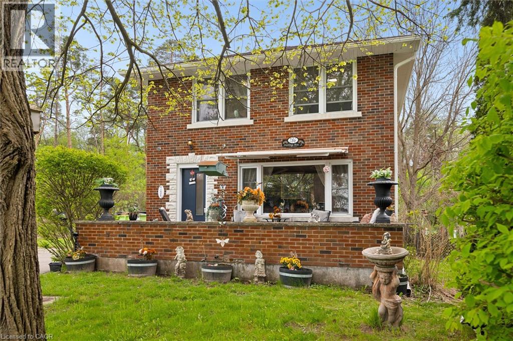 MLS® listing #30253219 for sale located at 786 STIRLING Avenue S