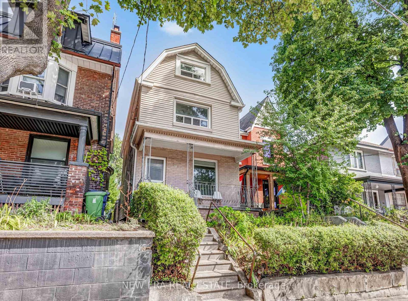 MLS® listing #30254814 for sale located at 393 OSSINGTON AVENUE
