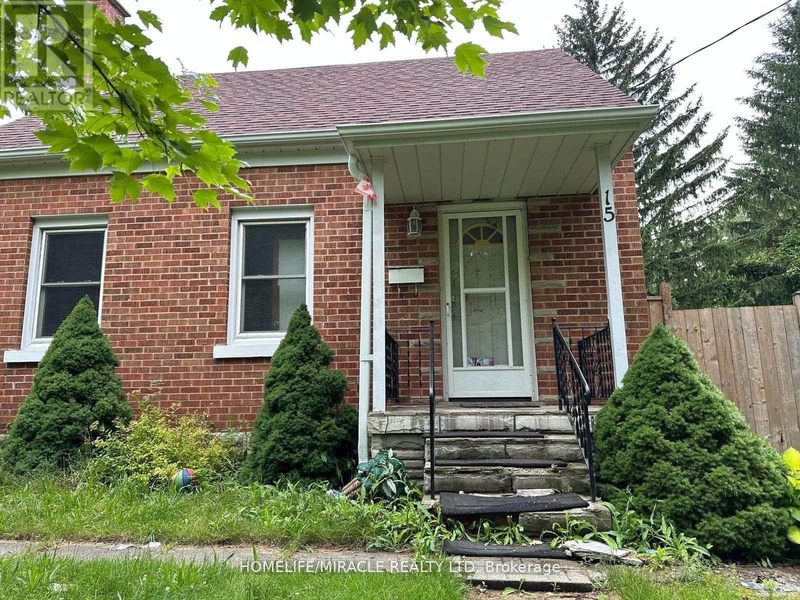 MLS® listing #30264546 for sale located at 15 BEVERLEY STREET