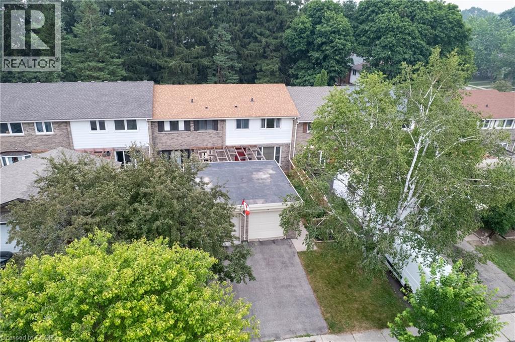MLS® listing #30265126 for sale located at 18 RALGREEN Crescent