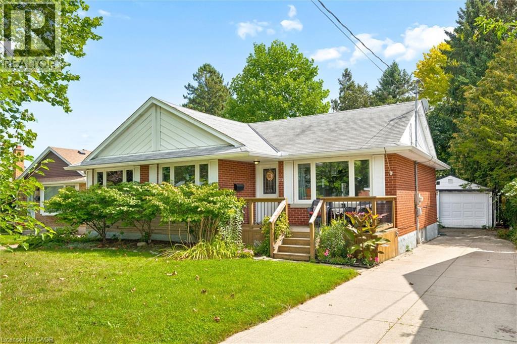 MLS® listing #30265572 for sale located at 35 EDINBURGH Road