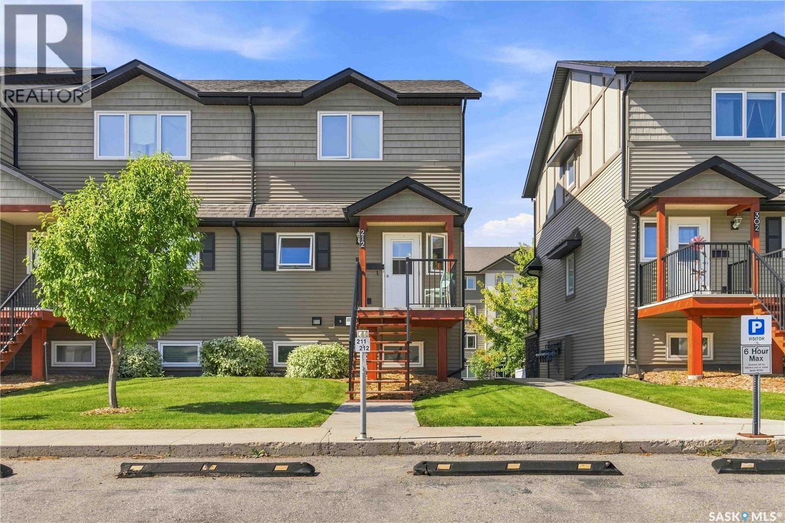 MLS® listing #30266418 for sale located at 212 110 Shillington CRESCENT
