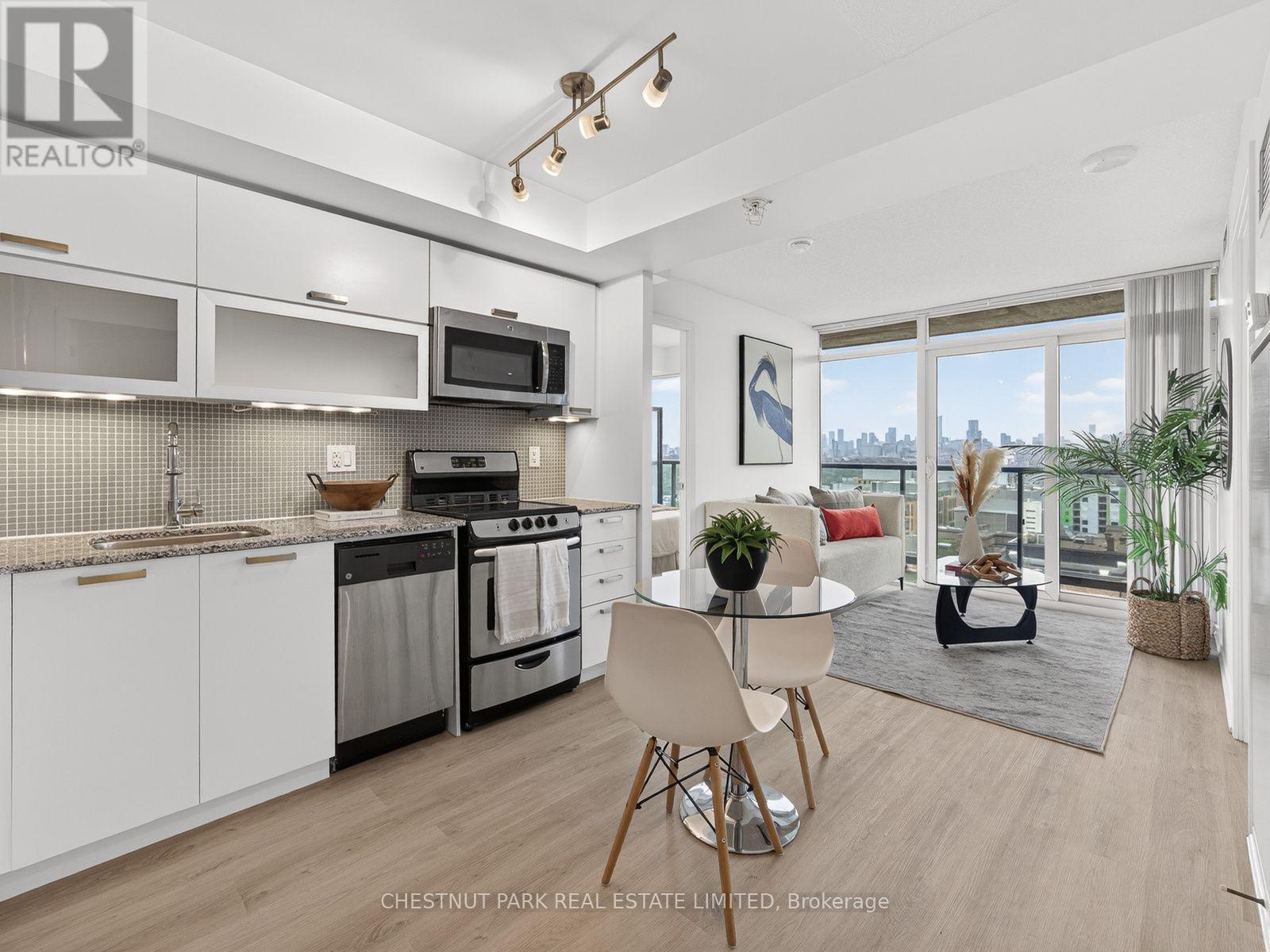 MLS® listing #30266783 for sale located at 2111E - 36 LISGAR STREET