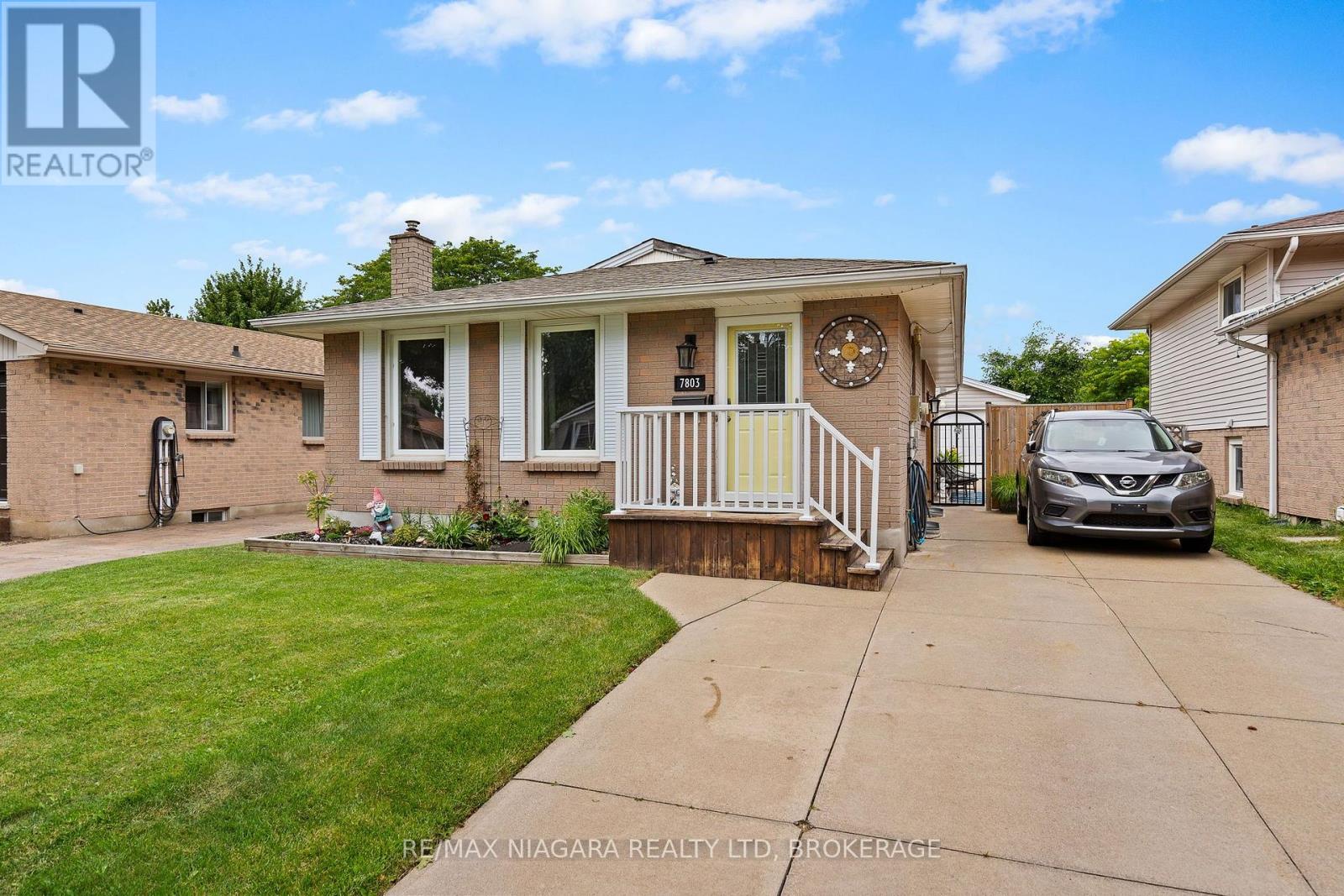 MLS® listing #30267045 for sale located at 7803 SALISBURY PLACE