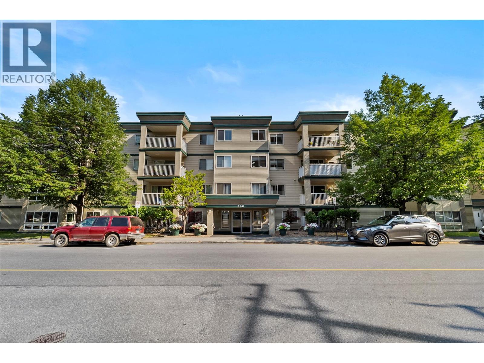 MLS® listing #30269047 for sale located at 360 BATTLE Street Unit# 109