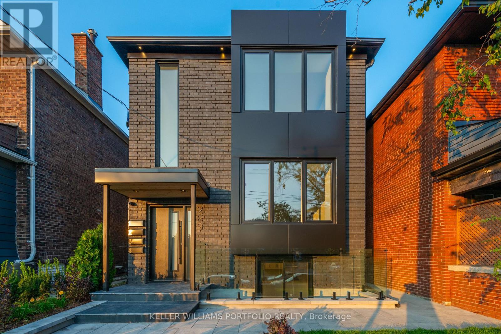 MLS® listing #30270998 for sale located at 4 - 269 DONLANDS AVENUE
