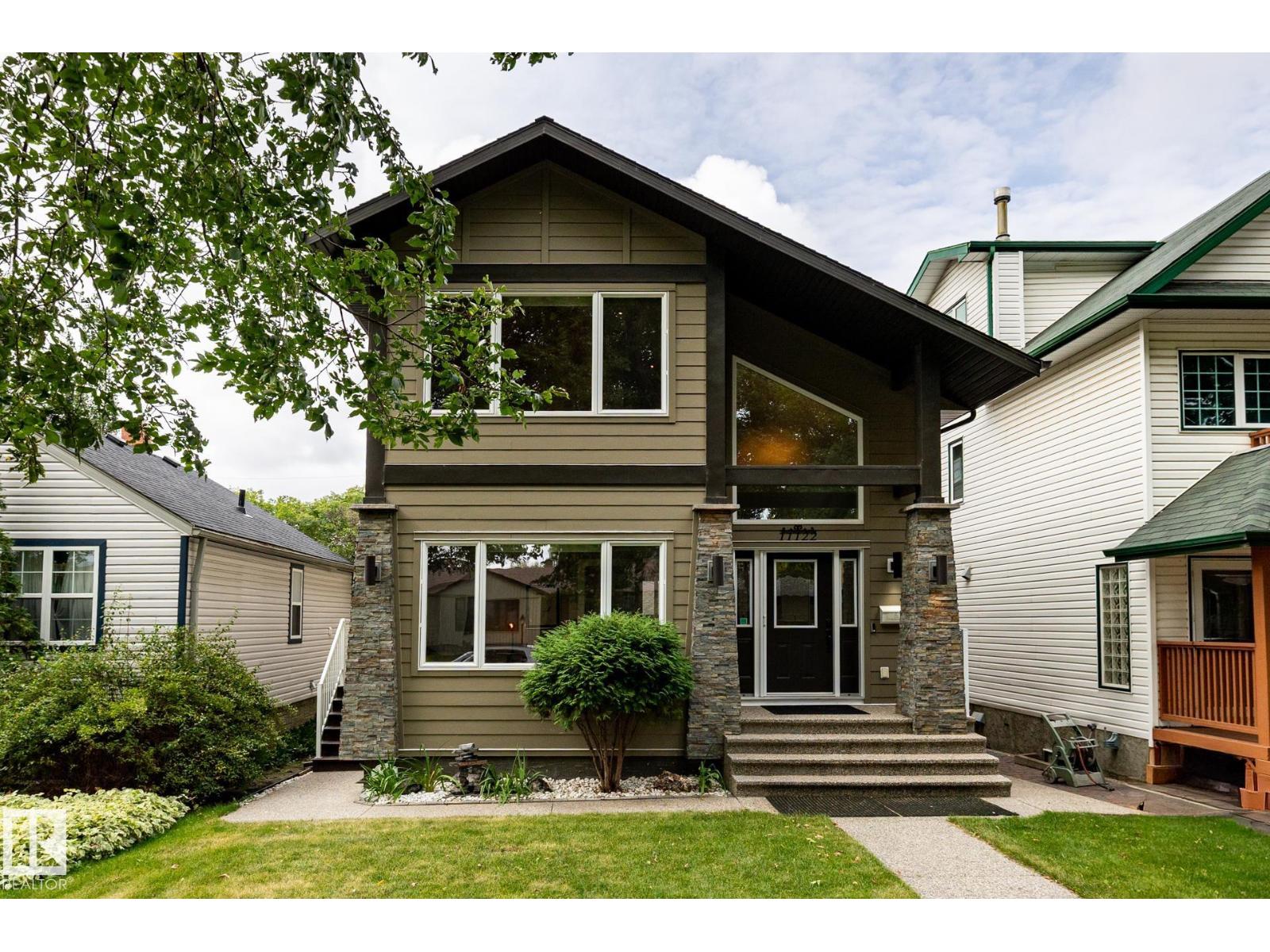 MLS® listing #30271069 for sale located at 11122 52 ST NW
