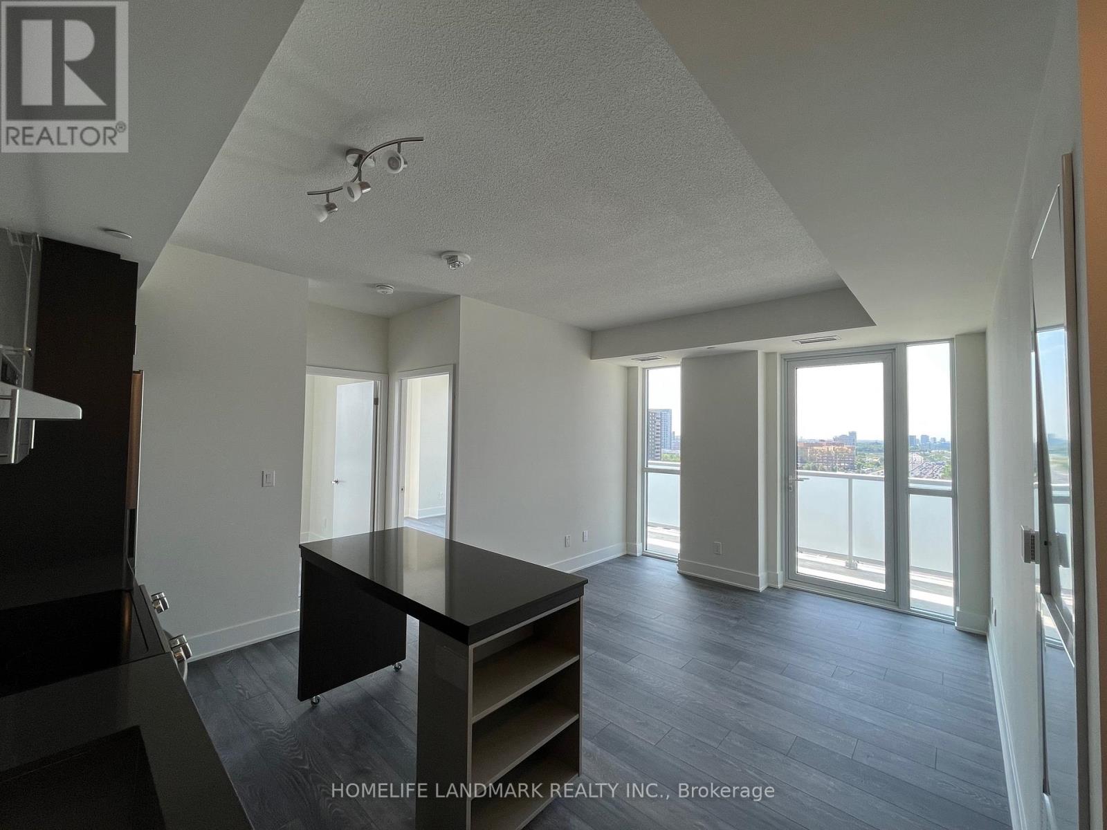 MLS® listing #30271750 for sale located at 1711 - 188 FAIRVIEW MALL DRIVE