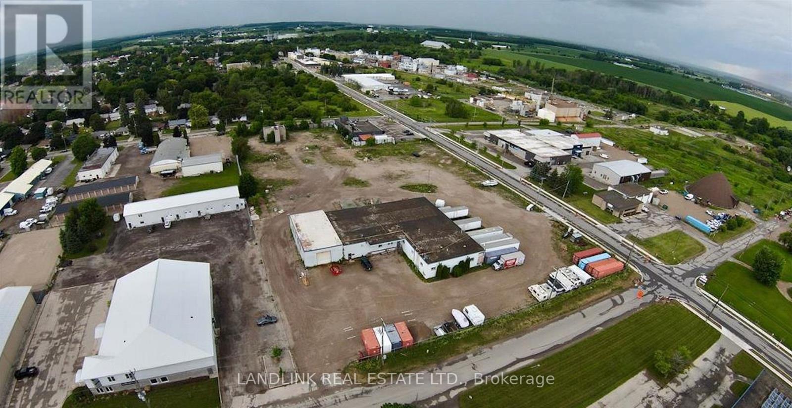 MLS® listing #30271952 for sale located at UNITS 5 & 6 - 84 HOWARD AVENUE