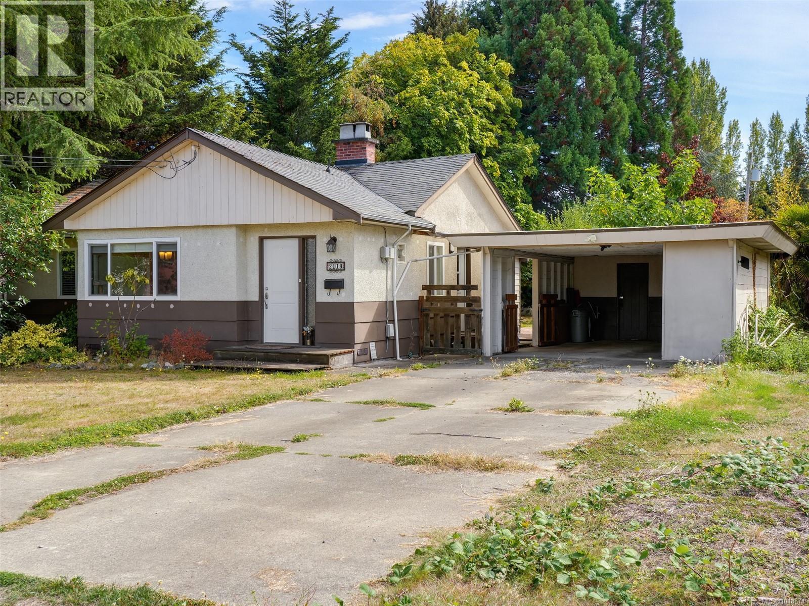 MLS® listing #30272076 for sale located at 2119 Bakerview Pl