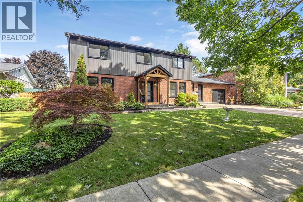 MLS® listing #30272254 for sale located at 9 ROLLINGWOOD Crescent