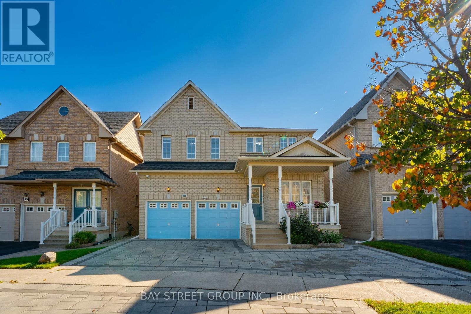 MLS® listing #30272670 for sale located at 37 REMBRANDT DRIVE