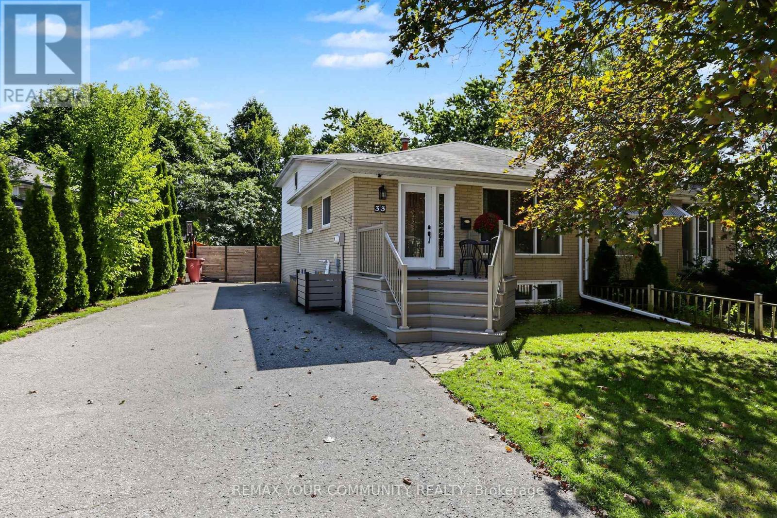 MLS® listing #30273233 for sale located at 33 MCDONALD DRIVE