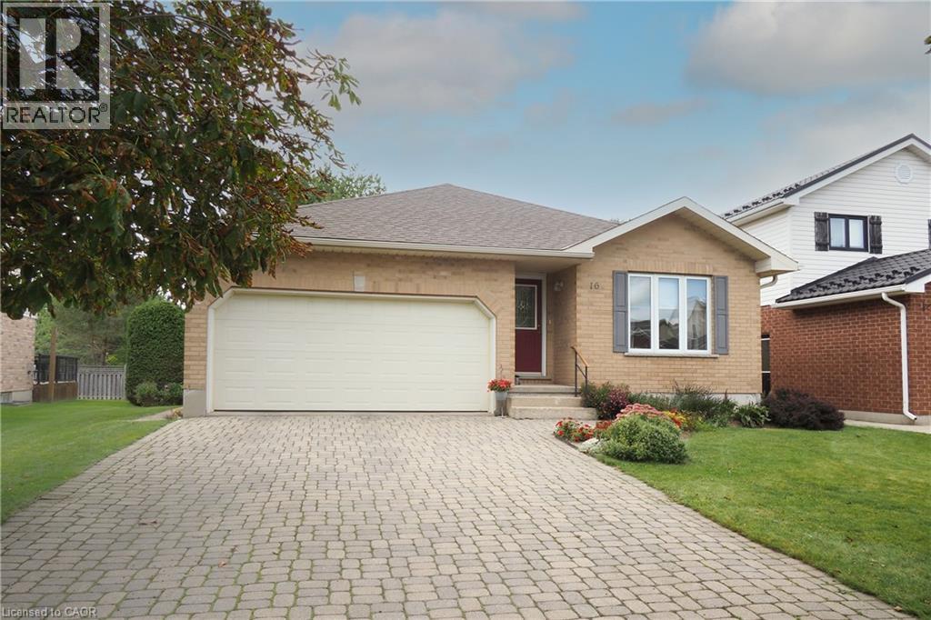 MLS® listing #30273606 for sale located at 16 MAPLE Street