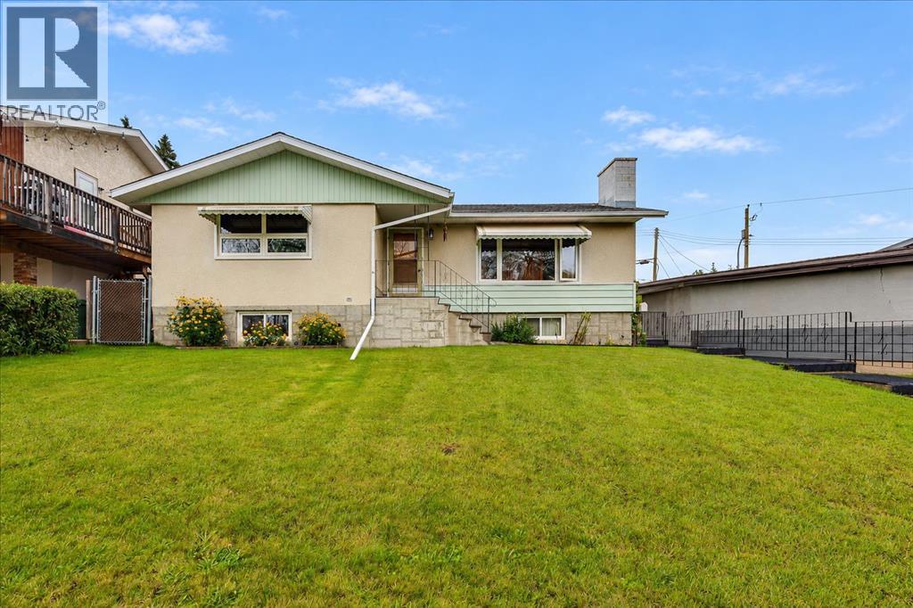 MLS® listing #30273932 for sale located at 5005 42A Street Close