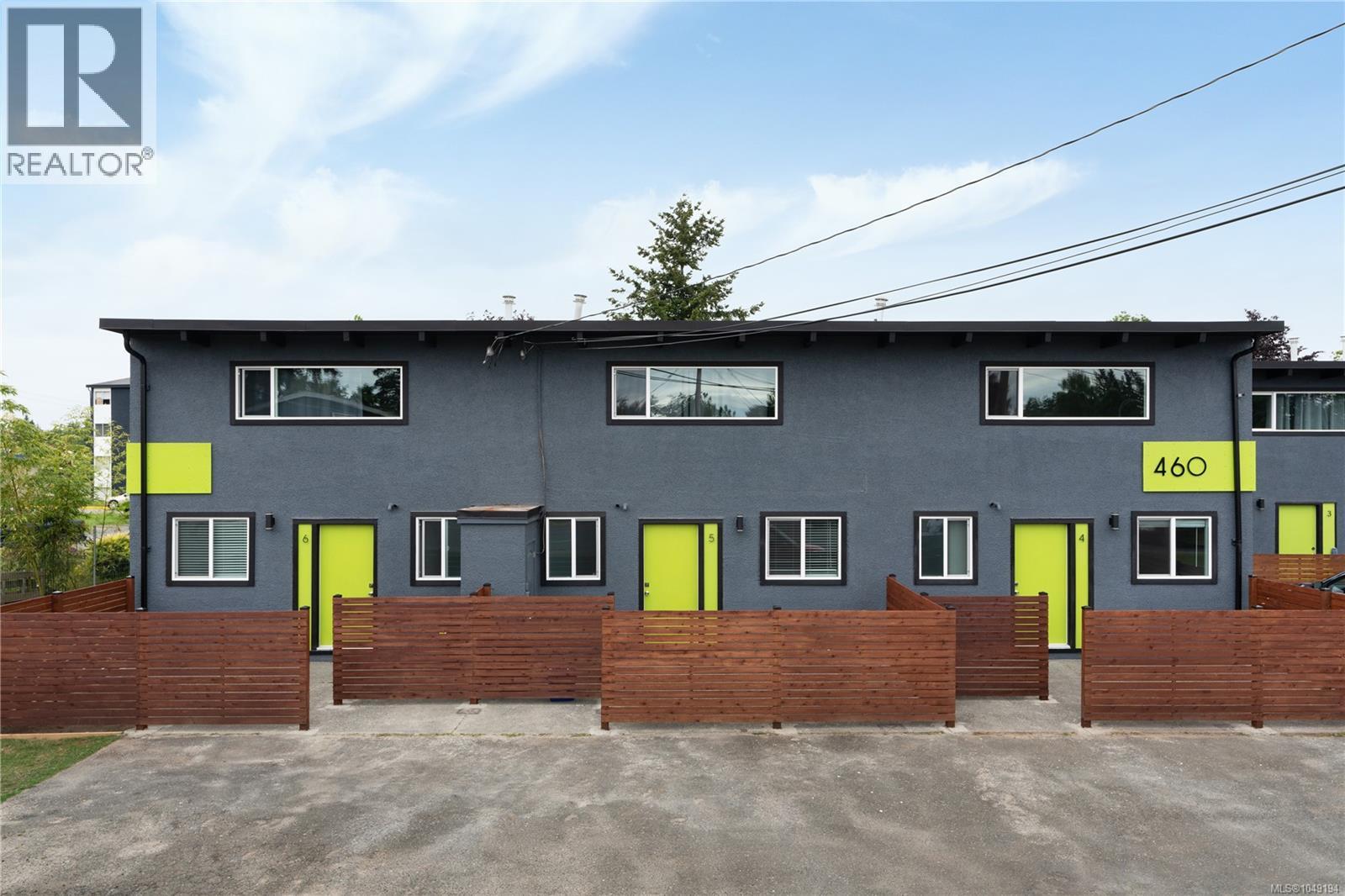MLS® listing #30274700 for sale located at 460/470 Dogwood St