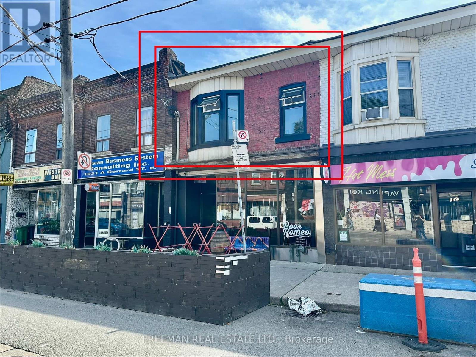 MLS® listing #30275617 for sale located at 2ND FLOOR - 1029 GERRARD STREET