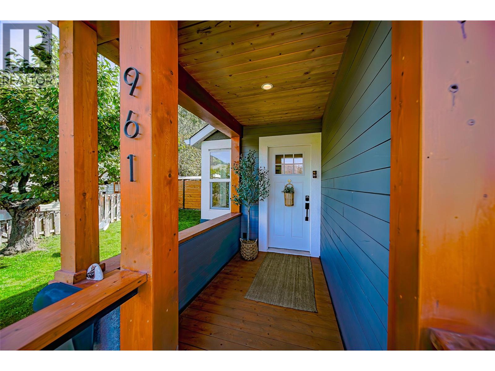 MLS® listing #30276113 for sale located at 961 Columbia Street