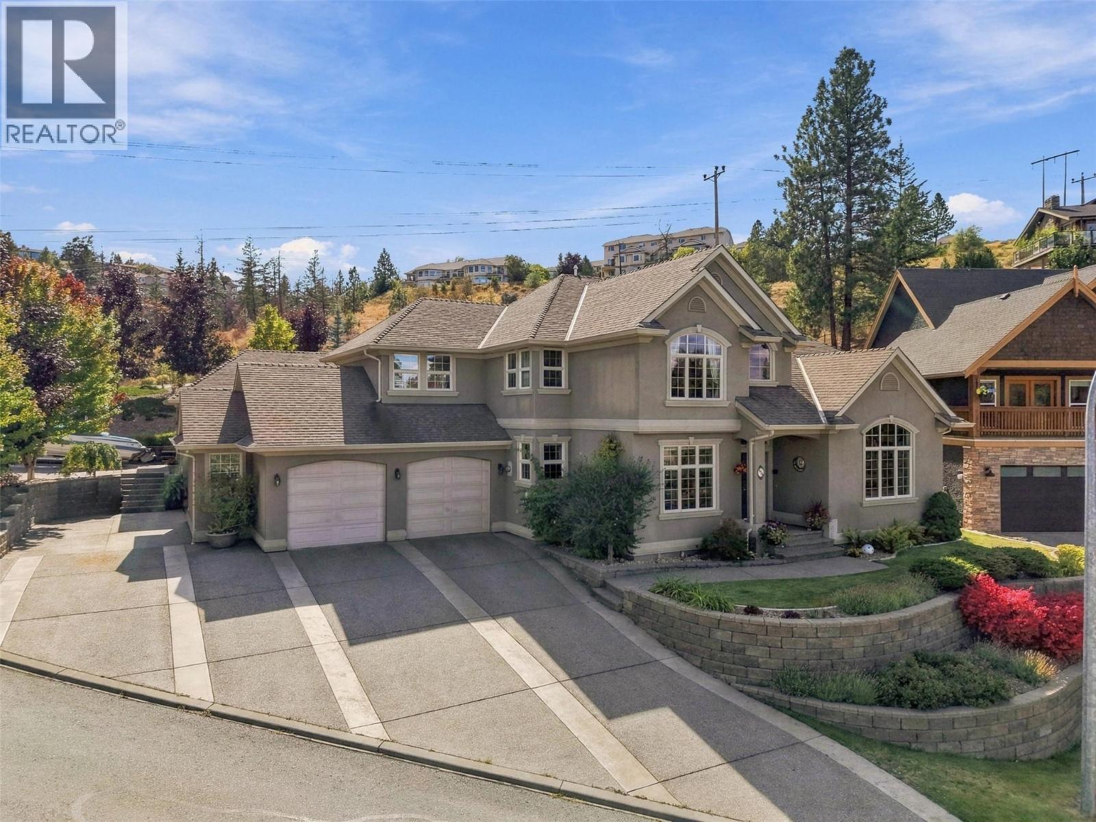 MLS® listing #30276305 for sale located at 456 AZURE Place