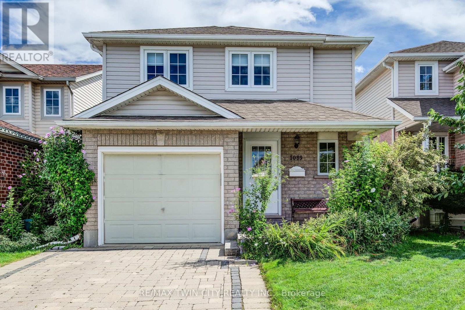 MLS® listing #30276747 for sale located at 1089 COPPER LEAF CRESCENT