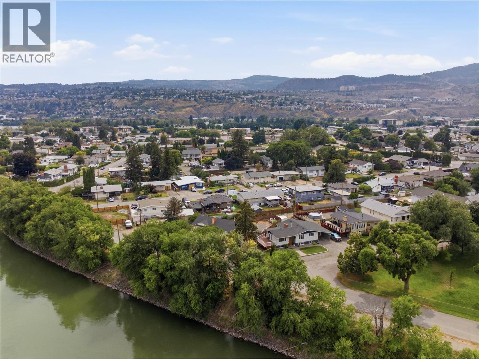 MLS® listing #30276976 for sale located at 298 JUNIPER Avenue