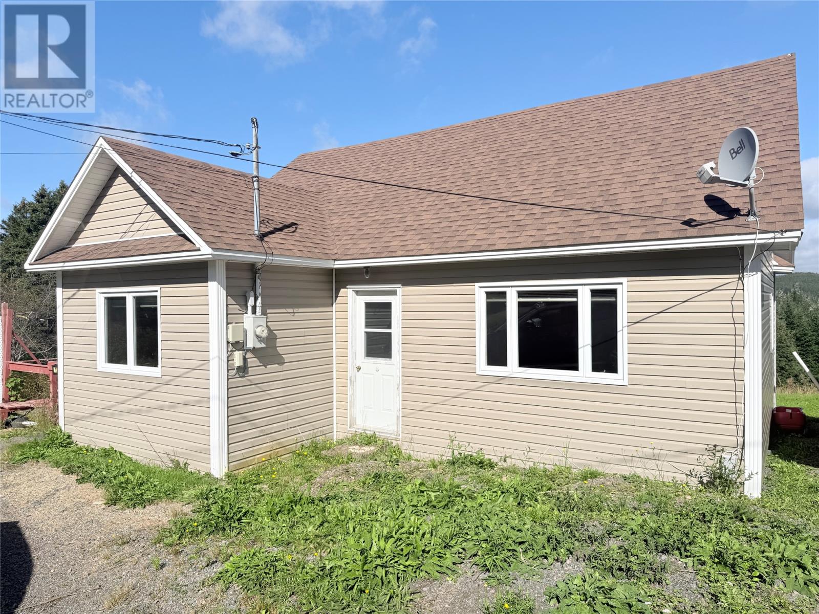 MLS® listing #30278917 for sale located at 184 Creston Boulevard