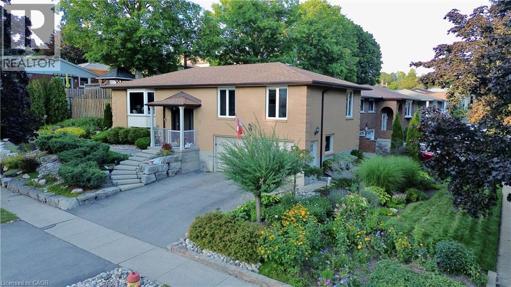 MLS® listing #30278957 for sale located at 66 GEORGIAN Crescent