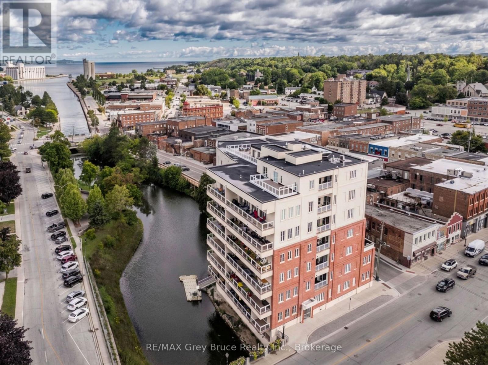 MLS® listing #30279236 for sale located at 505 - 80 9TH STREET EAST STREET E