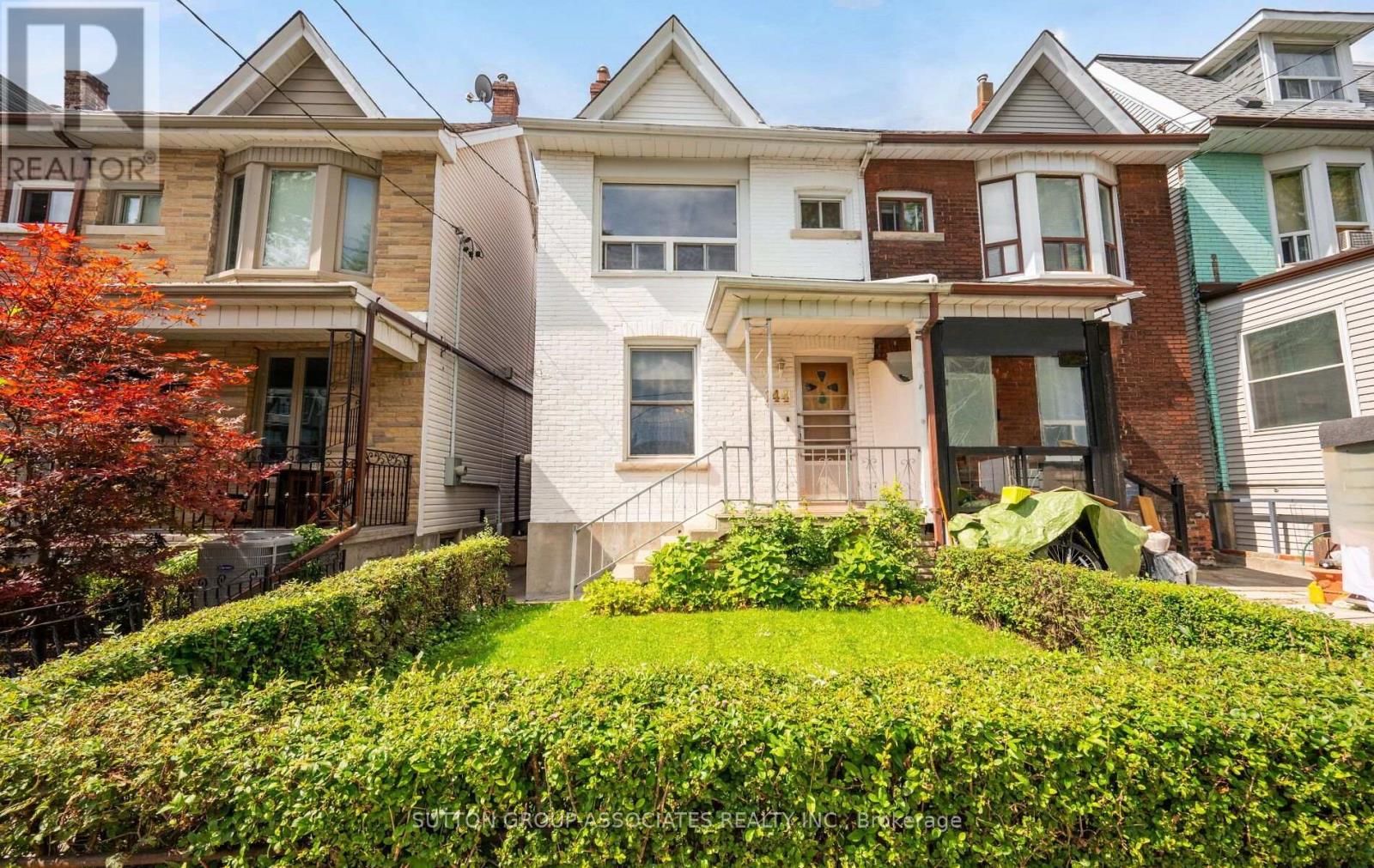 MLS® listing #30280060 for sale located at 144 BELLWOODS AVENUE
