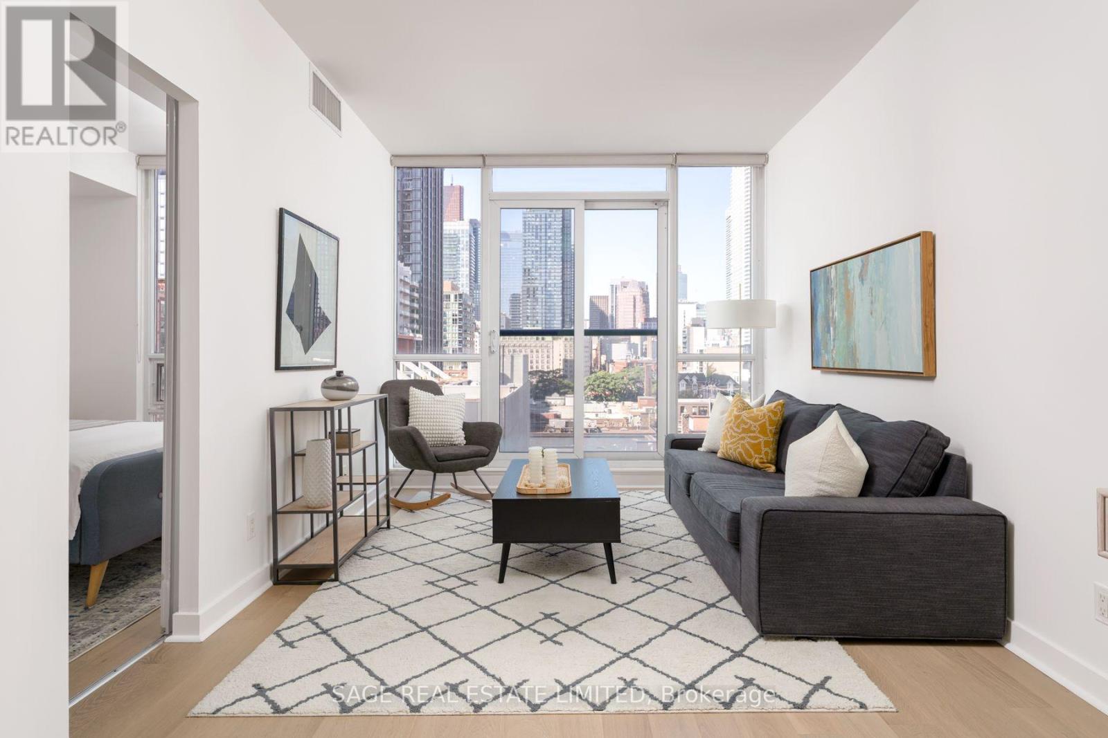 MLS® listing #30280062 for sale located at 905 - 320 RICHMOND STREET E