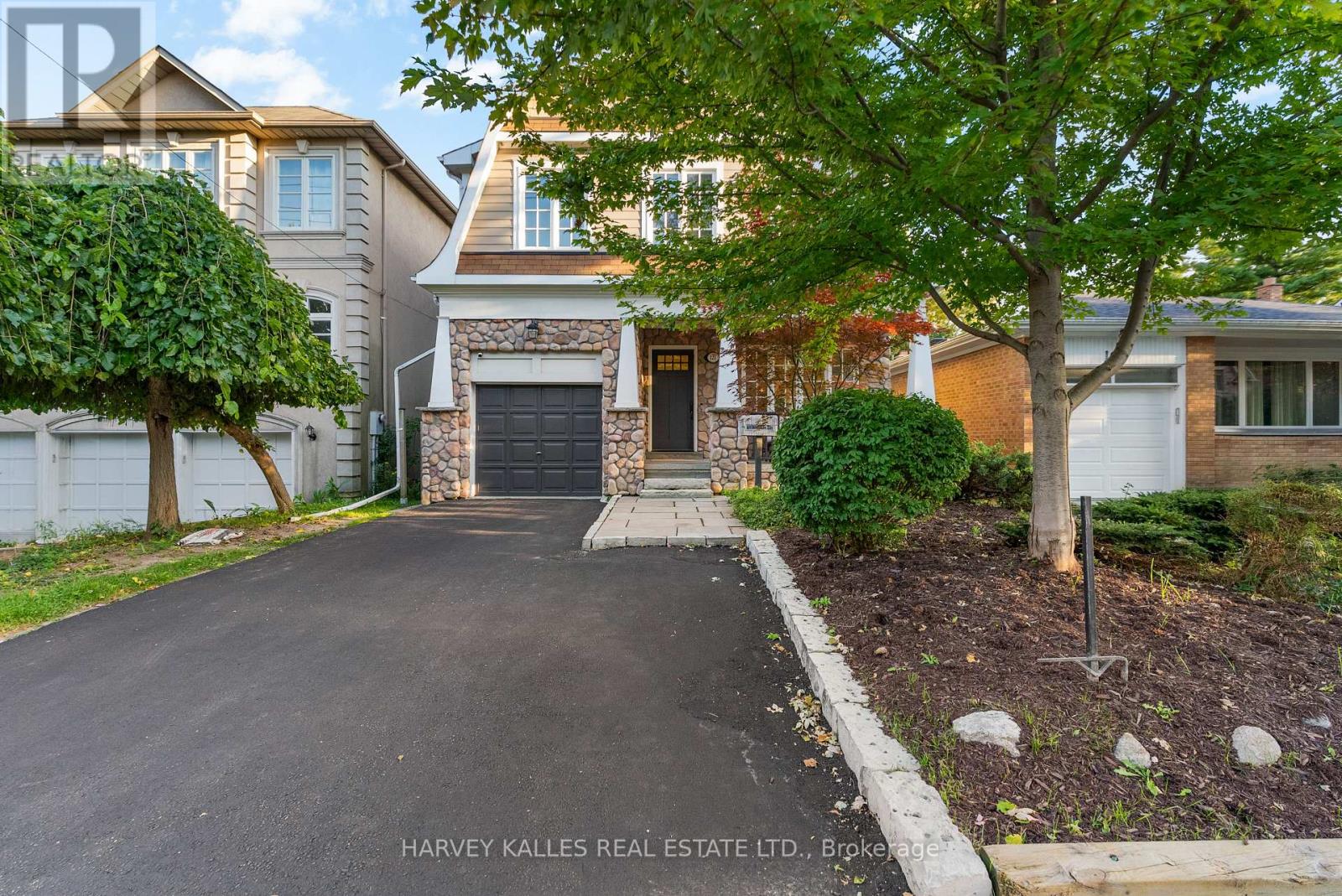 MLS® listing #30281767 for sale located at 121 JOHNSTON AVENUE