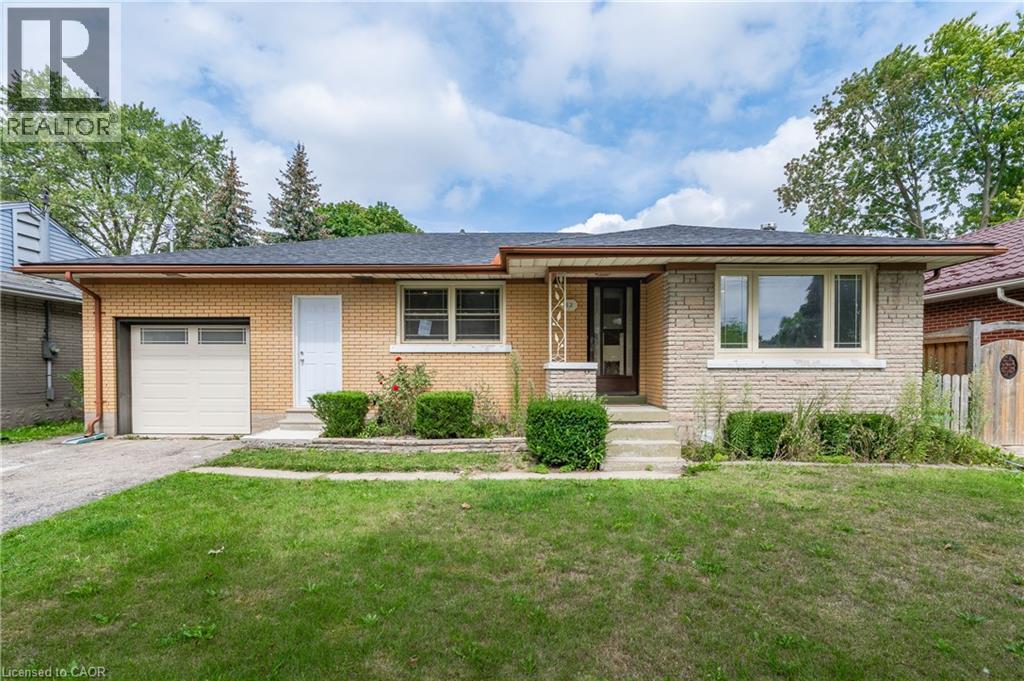 MLS® listing #30282724 for sale located at 62 SANDRA Avenue Unit# Upper