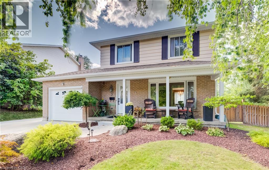 MLS® listing #30283449 for sale located at 7 VINTAGE Crescent