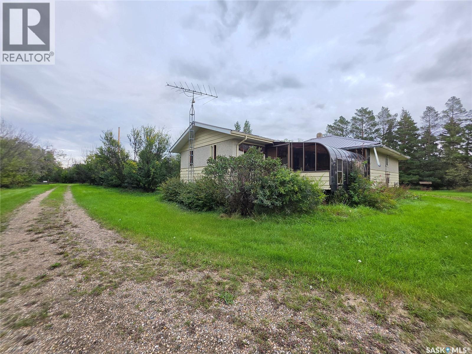 MLS® listing #30283888 for sale located at 22 Maple AVENUE