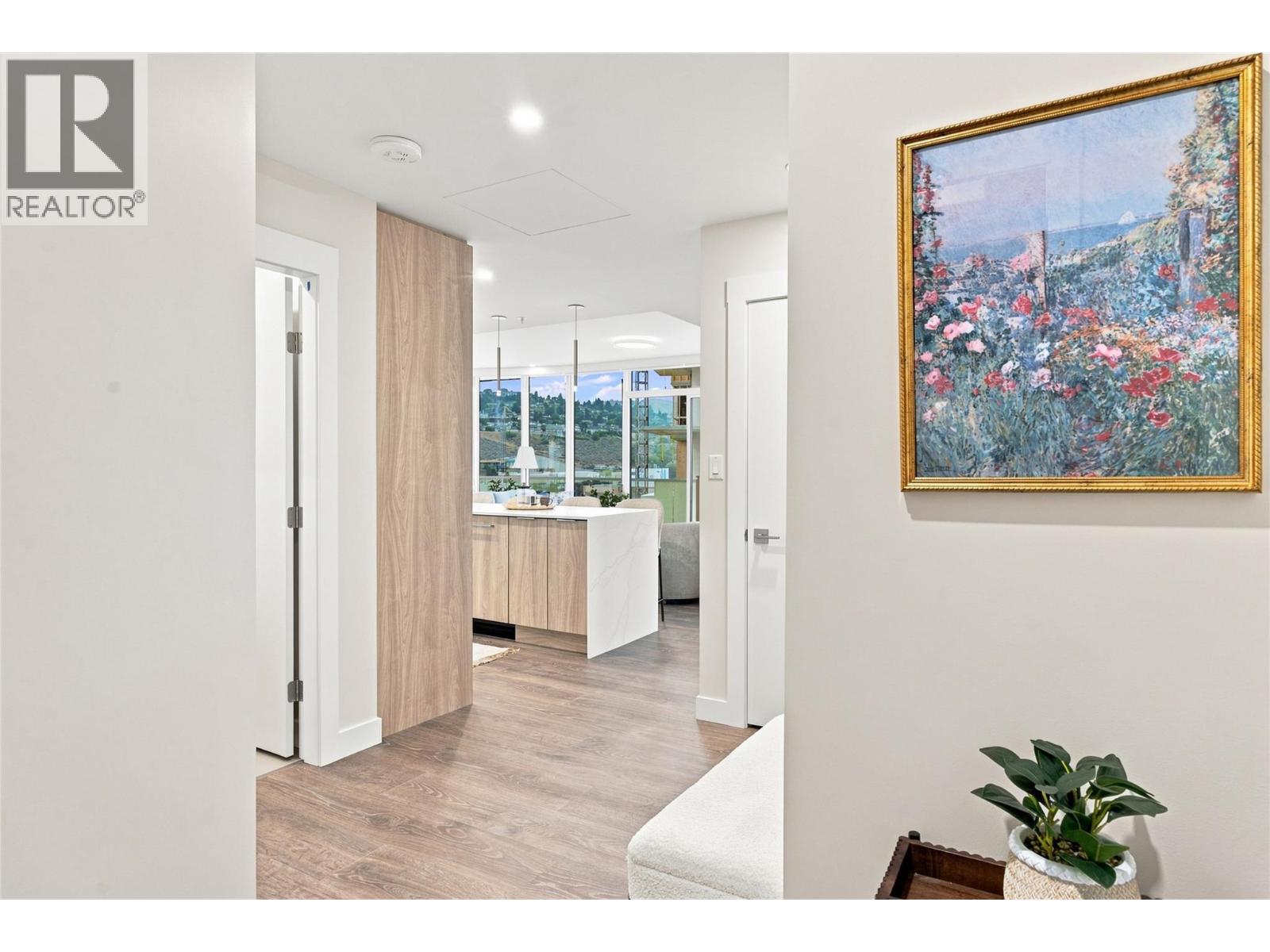 MLS® listing #30284593 for sale located at 460 Nicola Street Unit# 1202