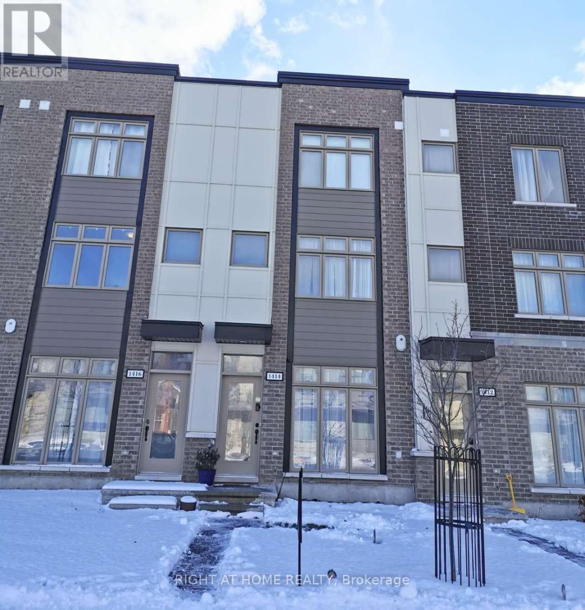 MLS® listing #30284871 for sale located at 1414 HEMLOCK ROAD