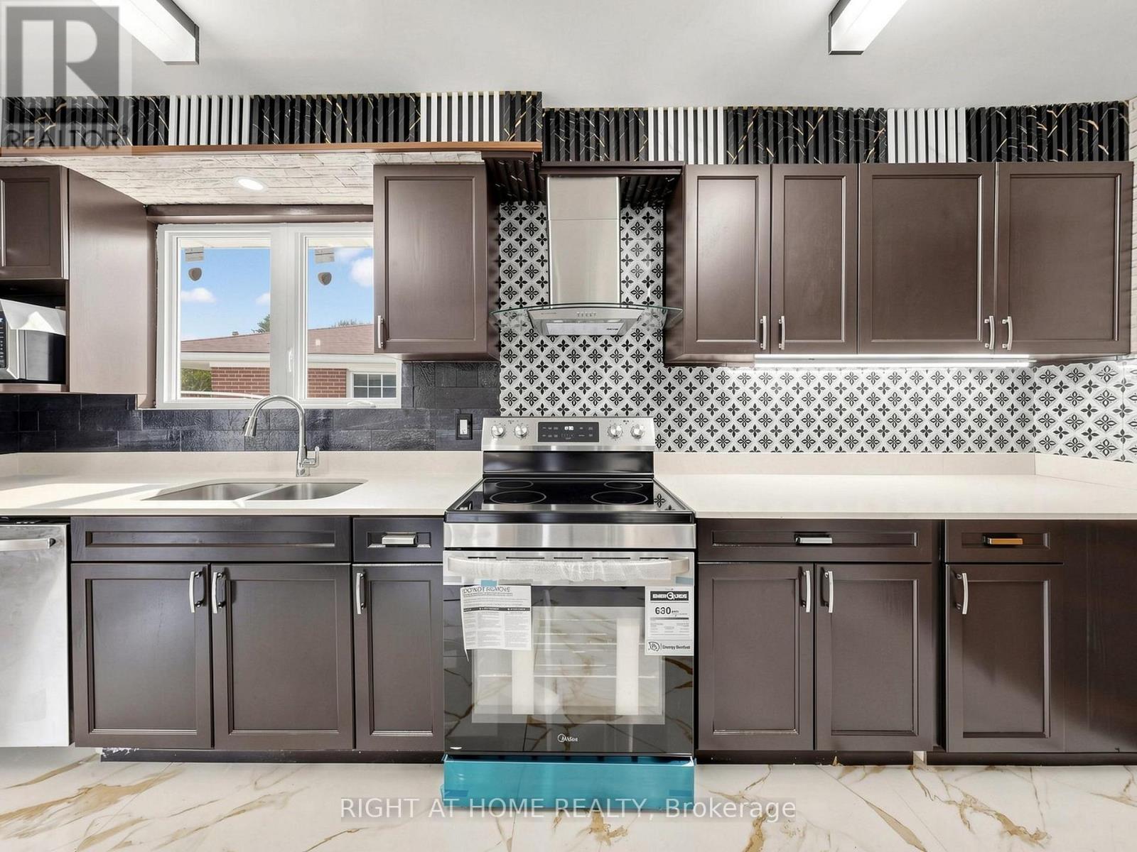 MLS® listing #30284882 for sale located at 65 DARLINGSIDE DRIVE
