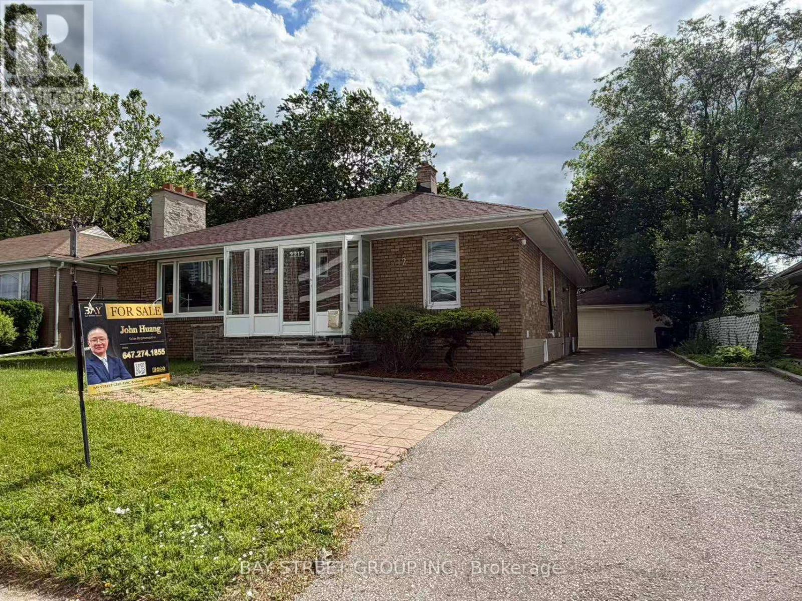 MLS® listing #30284884 for sale located at 2212 KENNEDY ROAD