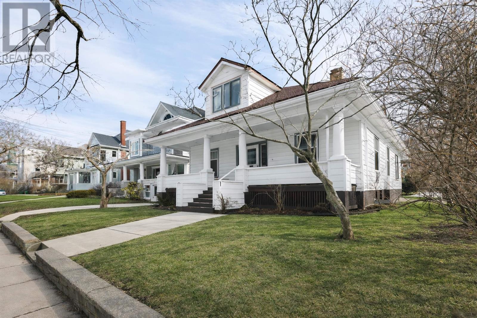 MLS® listing #30285137 for sale located at 1645 Oxford Street|1647 Oxford Street