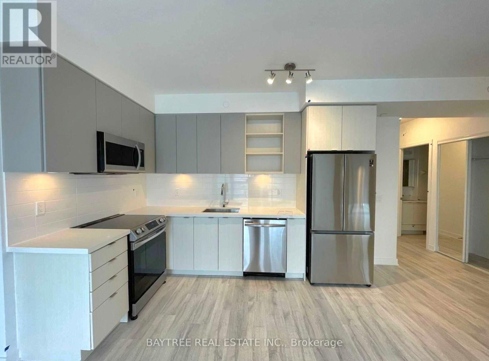 MLS® listing #30285358 for sale located at 602 - 4675 METCALFE AVENUE