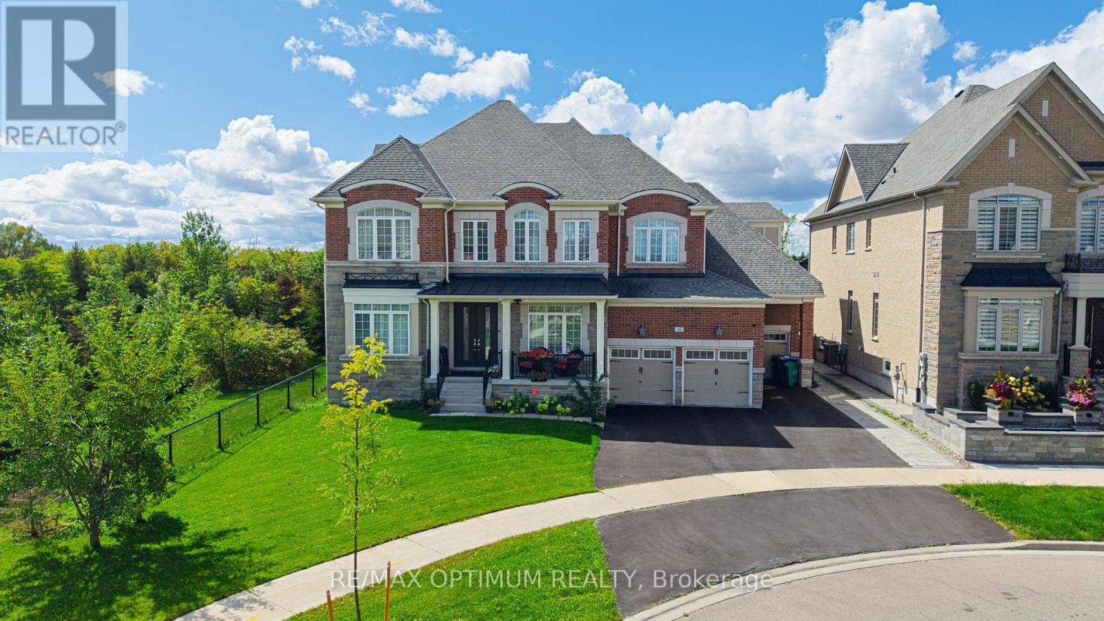 MLS® listing #30286192 for sale located at 16 LAYTON STREET