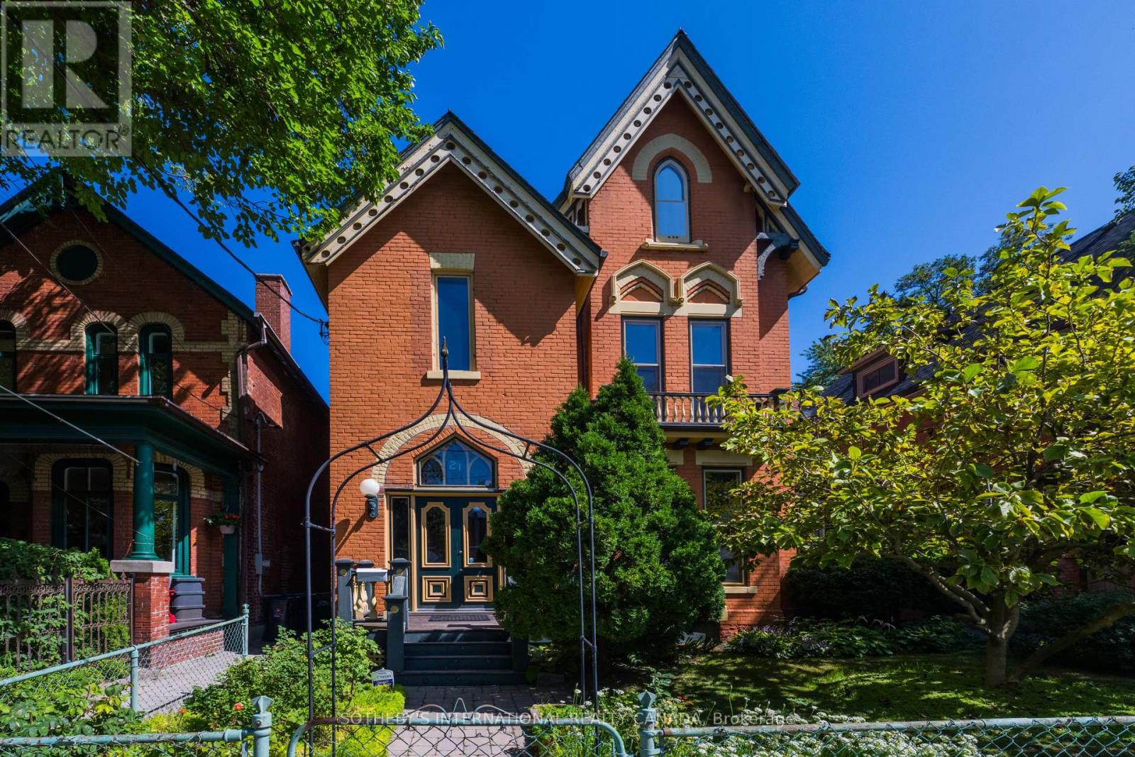 MLS® listing #30286592 for sale located at 21 ROSE AVENUE