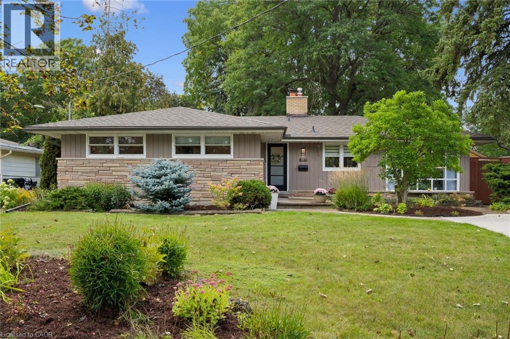 MLS® listing #30286664 for sale located at 142 STONYBROOK Drive