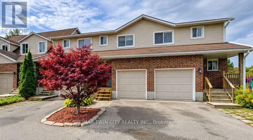 MLS® listing #30288703 for sale located at 4 - 360 CORNRIDGE PLACE