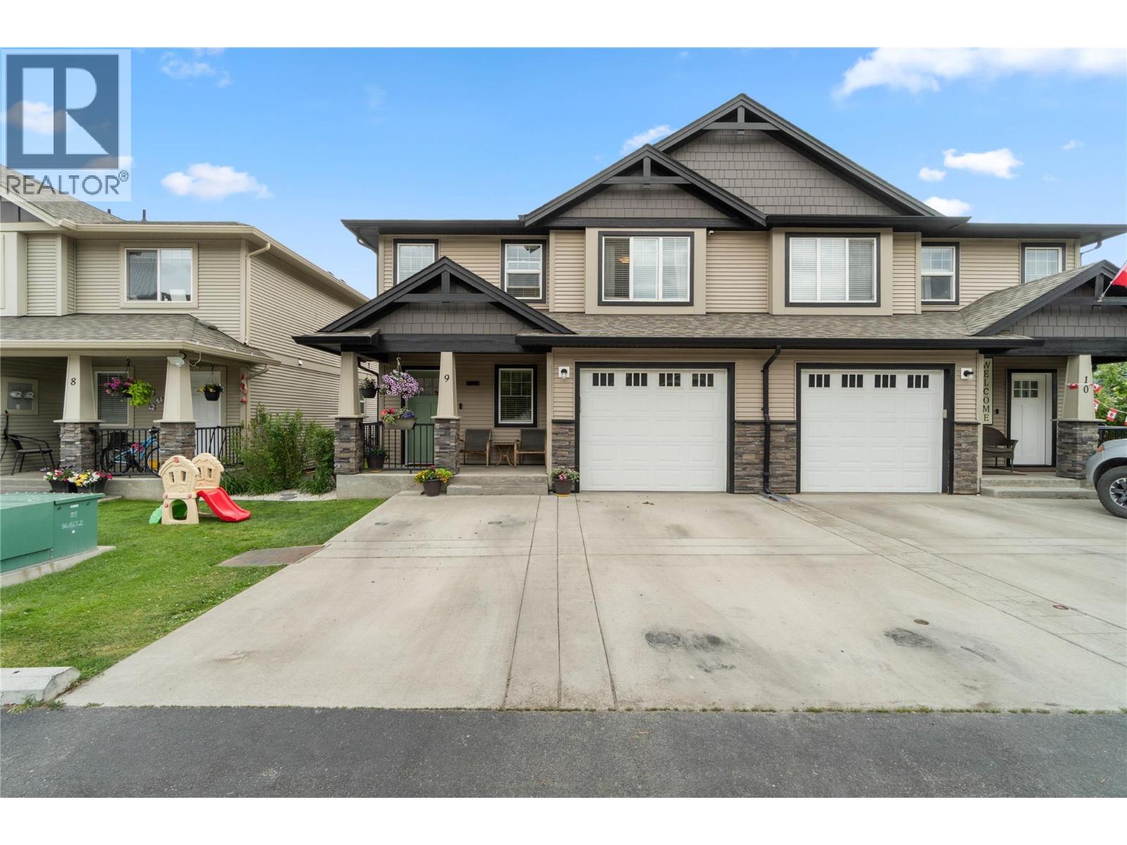MLS® listing #30288745 for sale located at 2592 Crestline Street Unit# 9